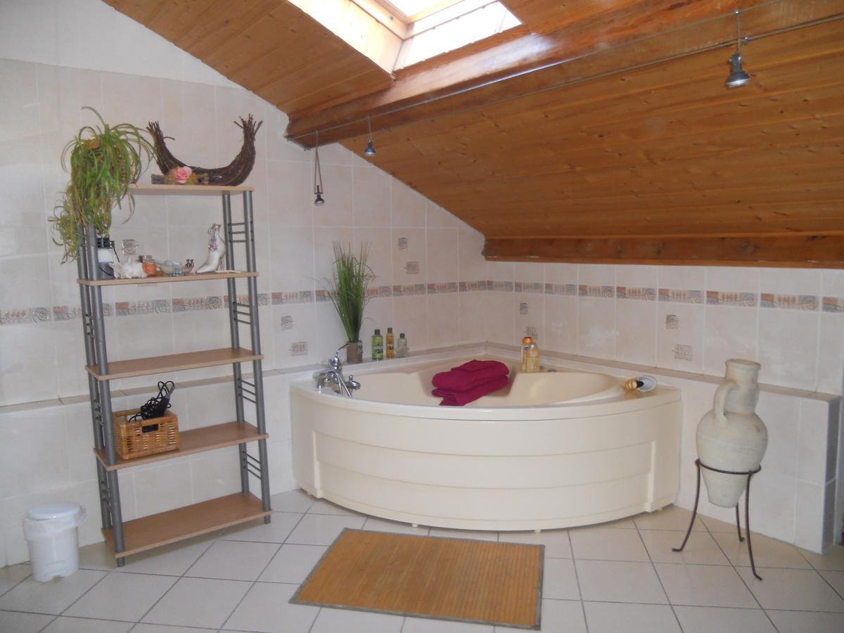 Les Hirondelles Chambres D'Hotes Serres  Kültér fotó